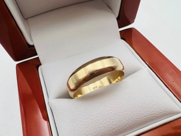 Złota obrączka  Próba 585  Waga: 3.22 g