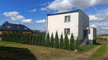 Dom w cichej i spokojnej okolicy !
