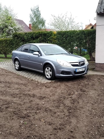 Sprzedam Opla Vectre 2006r 1.8 140km benz-gaz