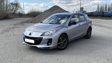 Mazda 3 LIFT 1.6 benzyna 105KM rok 2013 Navi Bezwypadkowa