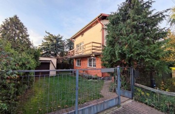 Sprzedam dom wraz z garażem, działka 532m2, ul. Hallera