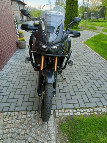 Sprzedam Honda Africa Twin CRF1000 DCT stan BDB