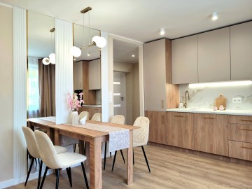 Mieszkanie w Koninie po remoncie, 3 Pokoje, Balkon, 2 piętro