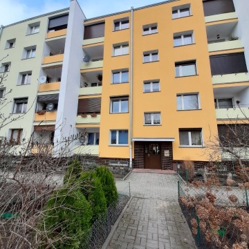 CENTRUM KONINA  mieszkanie 4 pokoje 61 m2,