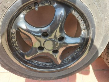 Sprzedam felgi aluminiowe