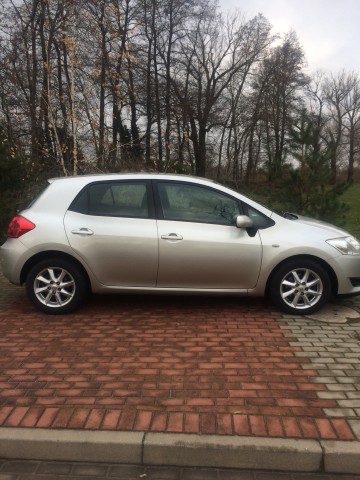 Toyota Auris z 2007roku, silnik 2.0 D4D, przebieg 250ty