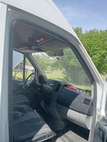 Mercedes Benz sprinter