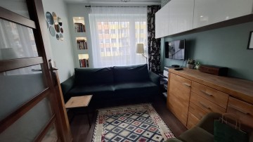 PARTER  / 2 POKOJOWE MIESZKANIE Z BALKONEM I WYPOSAŻENIEM