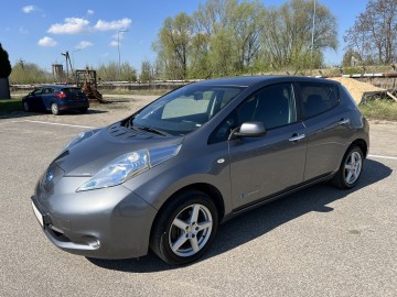 Nissan Leaf 100% ELEKTRYCZNY Pełna Możliwa Opcja Serwisowany
