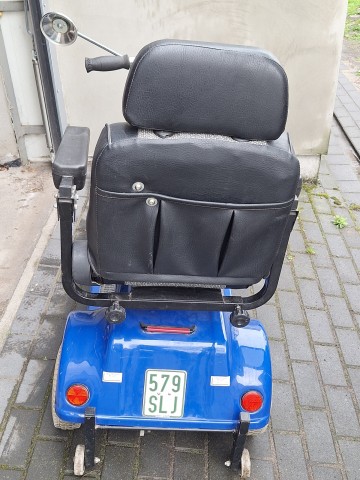 Wózek elektryczny inwalidzki