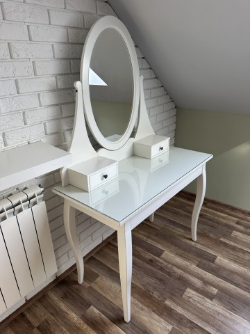Sprzedam toaletkę ikea hemnes