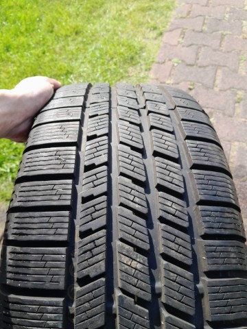 Opony zimowe PIRELLI 225/55 R16 350zł do negocjacji