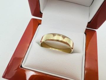 Złota obrączka  Próba 585 Waga: 4.39 g