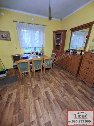 Na sprzedaż dom z budynkiem gospodarczym – Piotrkowice,