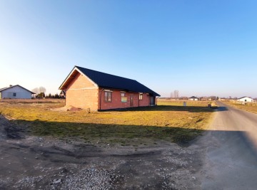Parterowy dom z garażem -działka 863m2- 20 km od Konina