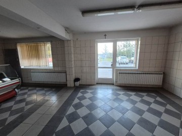 Sprzedam dom z możliwością prowadzenia działalności gosp.