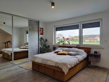 Sprzedam nowy, urządzony dom o pow. 120.96m2, garaż -Żychlin