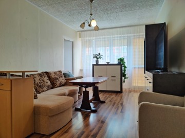Sprzedam 2 pokoje, w dobrym stanie, 4 piętro z windą-Centrum