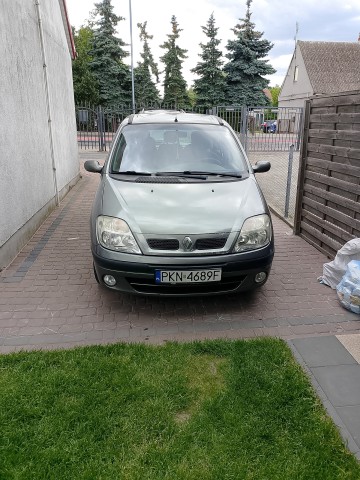 Renault scenic