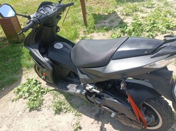 Skuter Peugeot Jet Force 50