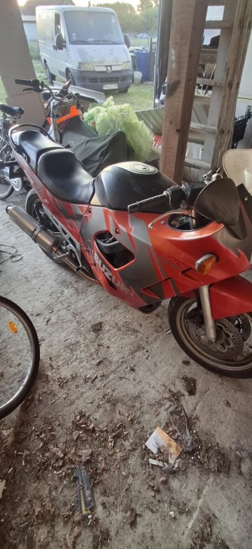 Sprzedam Suzuki GSX600F