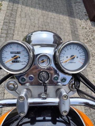 Aquila Hyosung V-TWIN o poj 125 cm3 z 2007 r