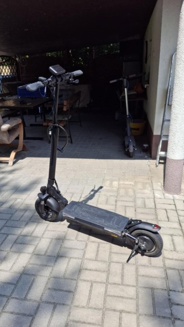 Sprzedam- Hulajnoga elektryczna RUPTOR R1 Lite V2 Czarny