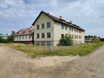 Sprzedam budynki usługowo-mieszkalne z częścią magazynową