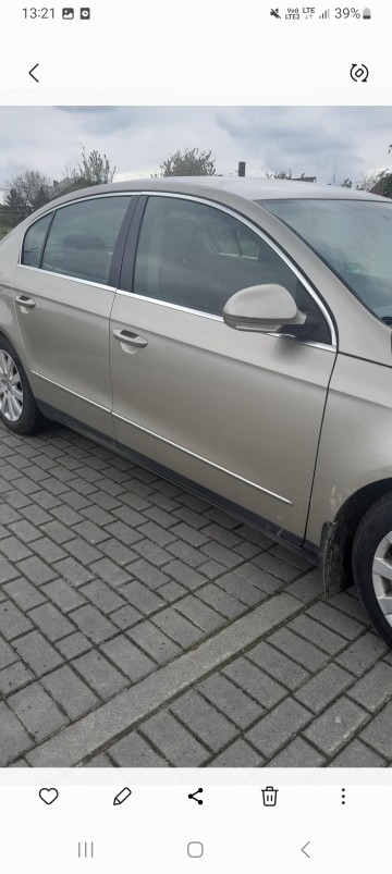 Sprzedam samochód volkswagen passat b6