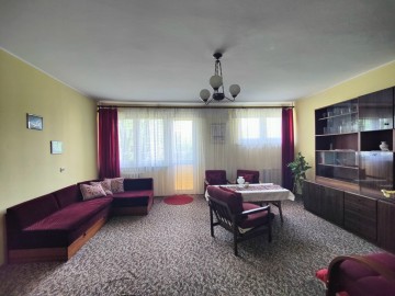 Sprzedam mieszkanie-3 pokoje-balkon-1 piętro-niski blok