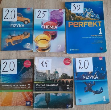 Sprzedam podręczniki 1 i 2 klasa szkoła średnia