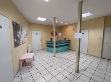 Do wynajęcia lokal przystosowany na działalność medyczną