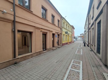 Do wynajęcia lokal usługowo-biurowy na parterze -Starówka