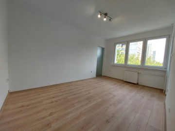 MIESZKANIE W CENTRUM 33 m2, 2 pokoje, świeżo po remoncie