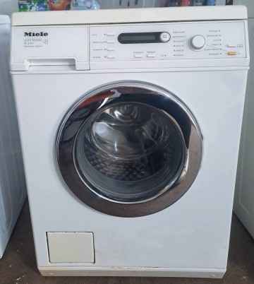 Sprzedam pralkę firmy Miele w 100% sprawna