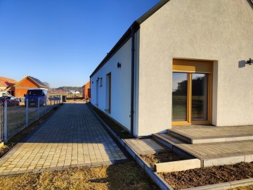 Sprzedam nowy, parterowy dom w wyjątkowym standardzie, garaż
