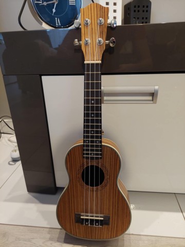Sprzedam ukulele